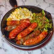 바베큐소시지&꿀옥수수 메뉴 사진(네이버)