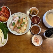 어서와 가마솥 수육 (중) 메뉴 사진(네이버)