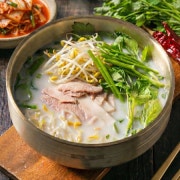 미나리 돼지샤브국밥 메뉴 사진(네이버)