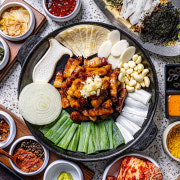 갈비양념 삼겹살(200g) 메뉴 사진(네이버)