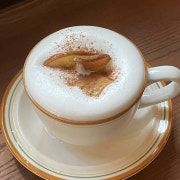 애플시나몬라떼 메뉴 사진(네이버)