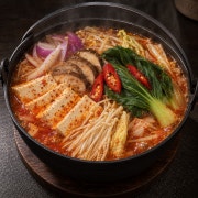 얼큰차돌나베 메뉴 사진(네이버)