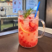 레몬 스트로즈마리티(ice) 메뉴 사진(네이버)