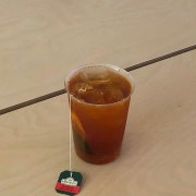 살구블랙티 메뉴 사진(네이버)