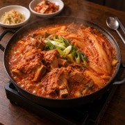 매운갈비 묵은지 전골 메뉴 사진(네이버)