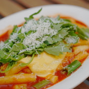 루꼴라 치즈 떡볶이 메뉴 사진(네이버)