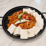 돼지고기 두부김치 메뉴 사진(네이버)