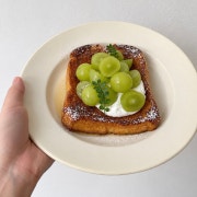 포도프렌치토스트 메뉴 사진(네이버)