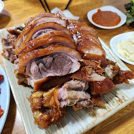 공씨네족발보쌈 사진 6