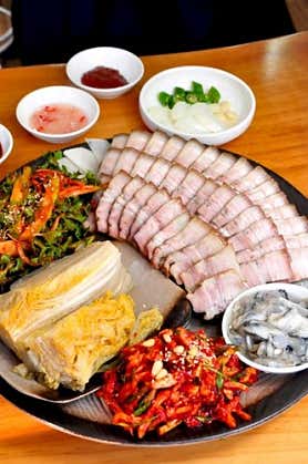 장비빔국수와굴국밥보쌈 분당서판교점 사진 5