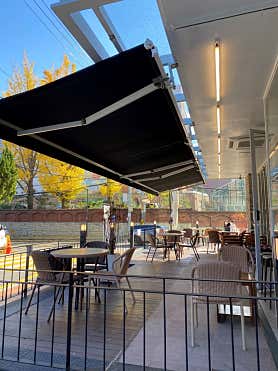 카푸치노 (논현역) 매장 사진 3