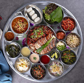 완미족발 서울방이점 사진 6