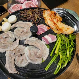동그리 솥뚜껑 삼겹살 유스페이스점 사진 5