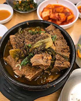 서초동 장수족발&감자탕 매장 사진