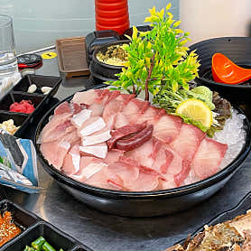 회뜨는 수산 사진 6