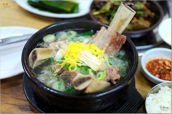 한방갈비탕 메뉴 사진(네이버)