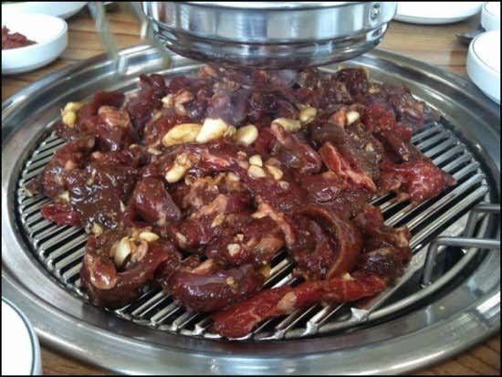 염소불고기 메뉴 사진(네이버)
