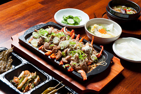 더덕 석 목살 메뉴 사진(네이버)