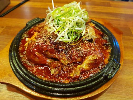 매콤누룽지통닭 메뉴 사진(네이버)