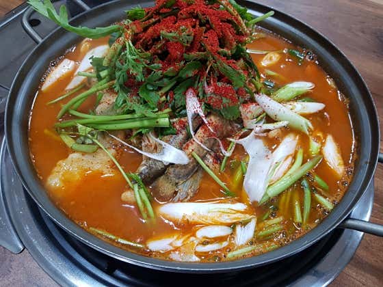 잡고기 매운탕(소) 메뉴 사진(네이버)