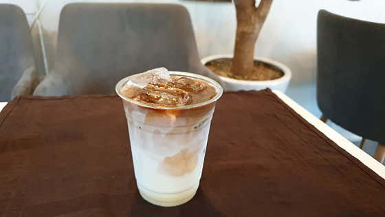 욕지 라떼 메뉴 사진(네이버)