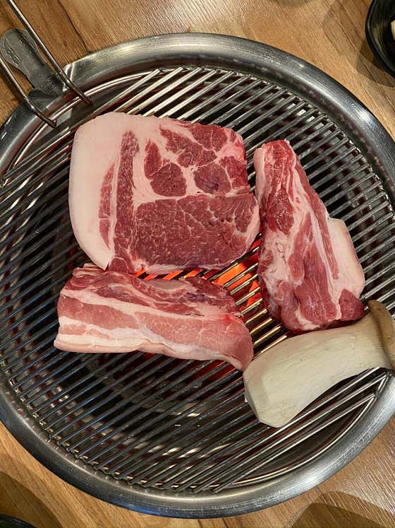흑돼지 목살 (200g) 메뉴 사진(네이버)