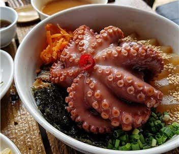 돌문어장비빔밥 메뉴 사진(네이버)