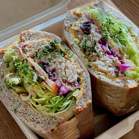 닭가슴살샌드위치 메뉴 사진(네이버)