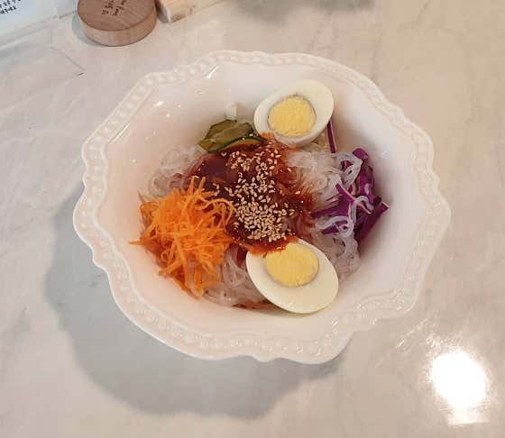 곤약비빔국수 메뉴 사진(네이버)