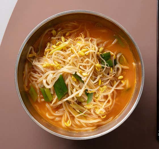 얼큰칼국수 메뉴 사진(네이버)