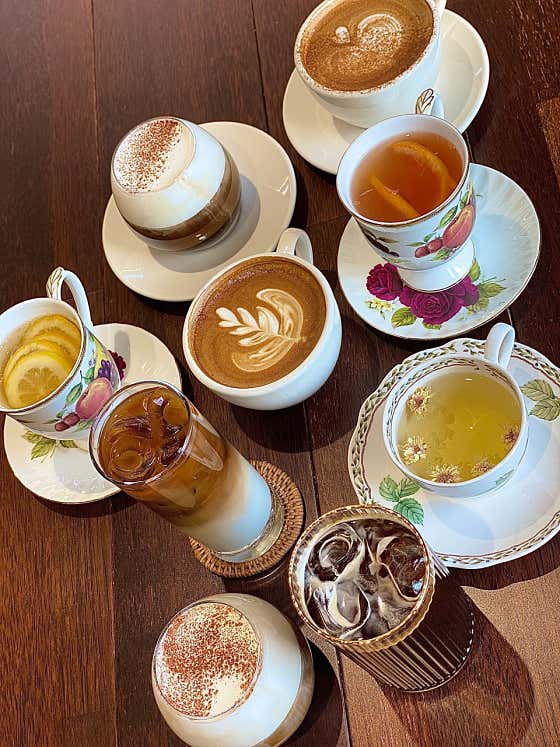 카푸치노 (논현역) 매장 사진 1