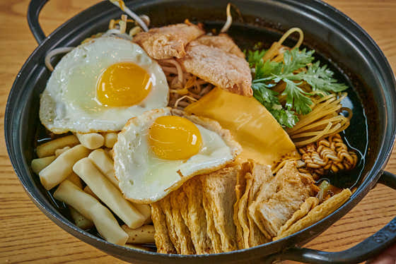 짜장떡볶이1인(2인부터주문가능) 메뉴 사진(네이버)