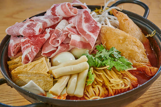 우삼겹떡볶이2인(2인부터주문가능) 메뉴 사진(네이버)