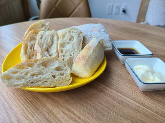 오트밀 치아바타 메뉴 사진(네이버)