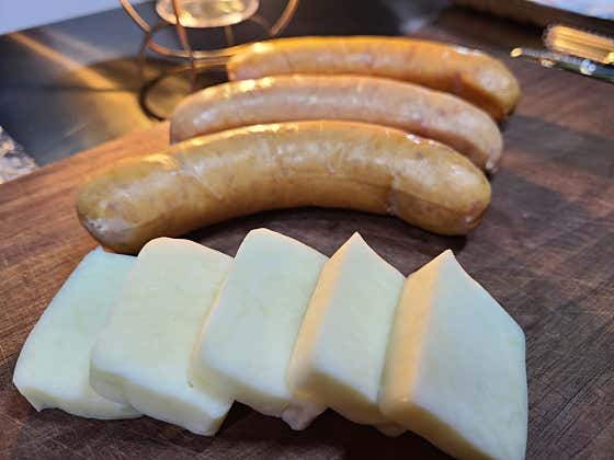 수제소세지,치즈 메뉴 사진(네이버)