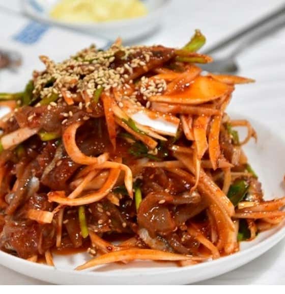 멸치회 무침 메뉴 사진(네이버)