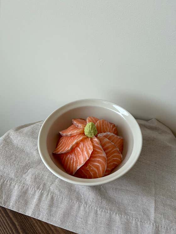 사케동 메뉴 사진(네이버)