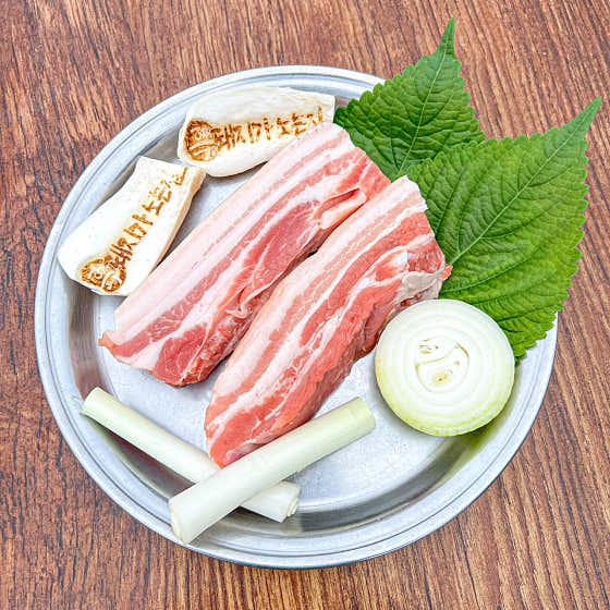 흑돼지 오겹살 200g 메뉴 사진(네이버)