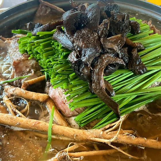 토종닭 한방백숙 2~4인 메뉴 사진(네이버)