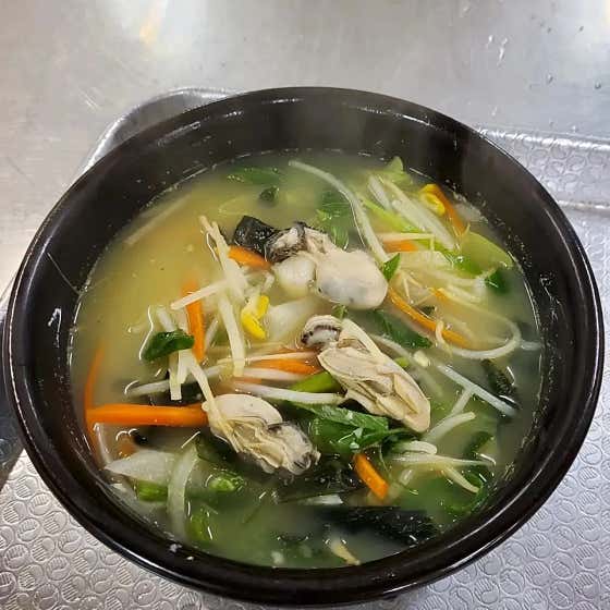 굴국밥 메뉴 사진(네이버)