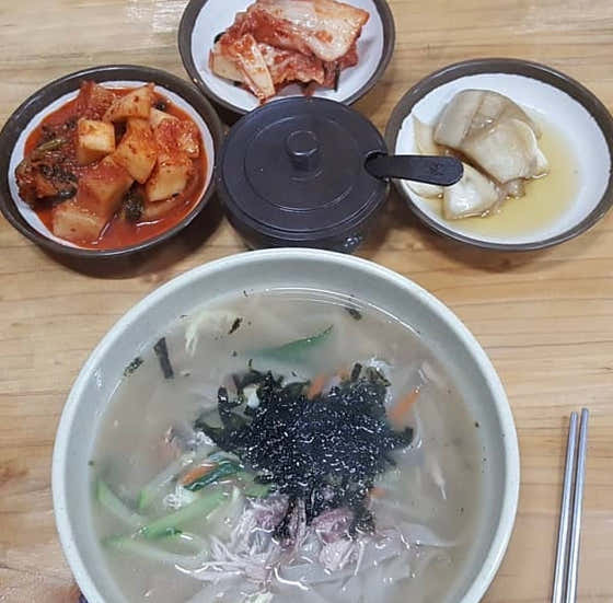 꿩감자칼국수 메뉴 사진(네이버)