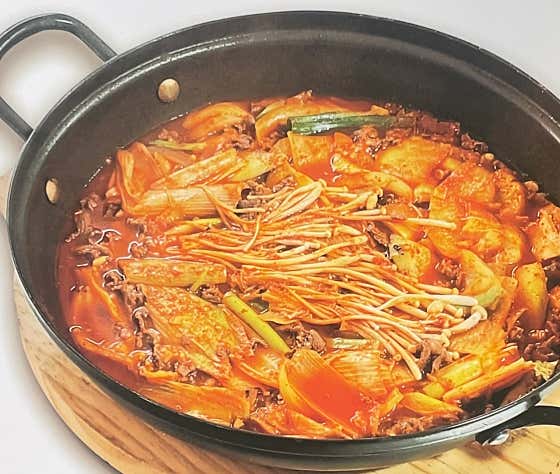 짜글이찌개 메뉴 사진(네이버)