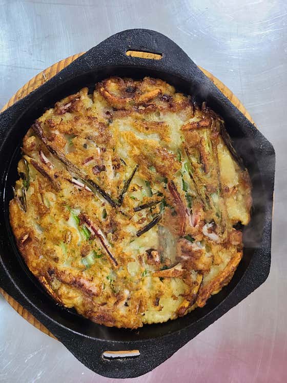철판해물파전 메뉴 사진(네이버)
