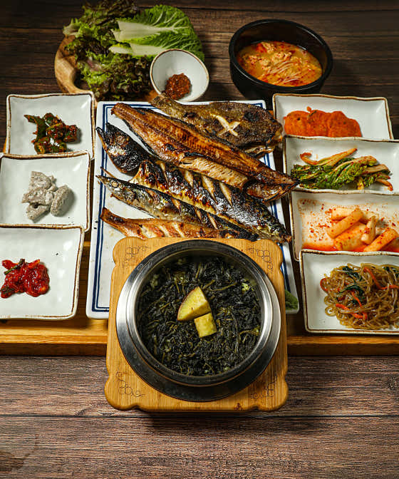 곤드레솥밥+화덕생선구이 메뉴 사진(네이버)