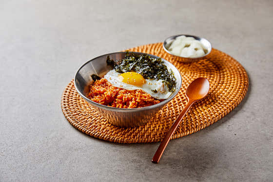 고기김치볶음밥+계란후라이 메뉴 사진(네이버)