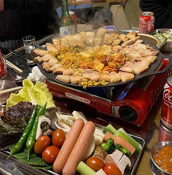 생삼겹살세트+쌈야채+음료1캔 메뉴 사진(네이버)