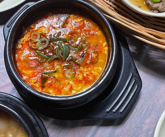 강릉초당식순두부+떡갈비정식 메뉴 사진(네이버)