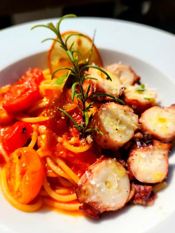 Pasta with pulpo 메뉴 사진(네이버)