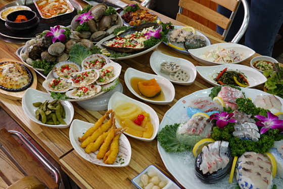 가족세트 맞춤세트(3인가족) 메뉴 사진(네이버)
