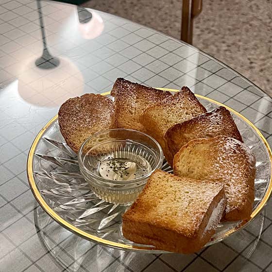 구운식빵&크림치즈 메뉴 사진(네이버)